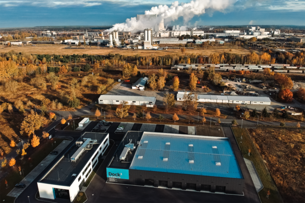 Luftaufnahme des Industrieparks Schwarze Pumpe mit dem Dock3 Lausitz